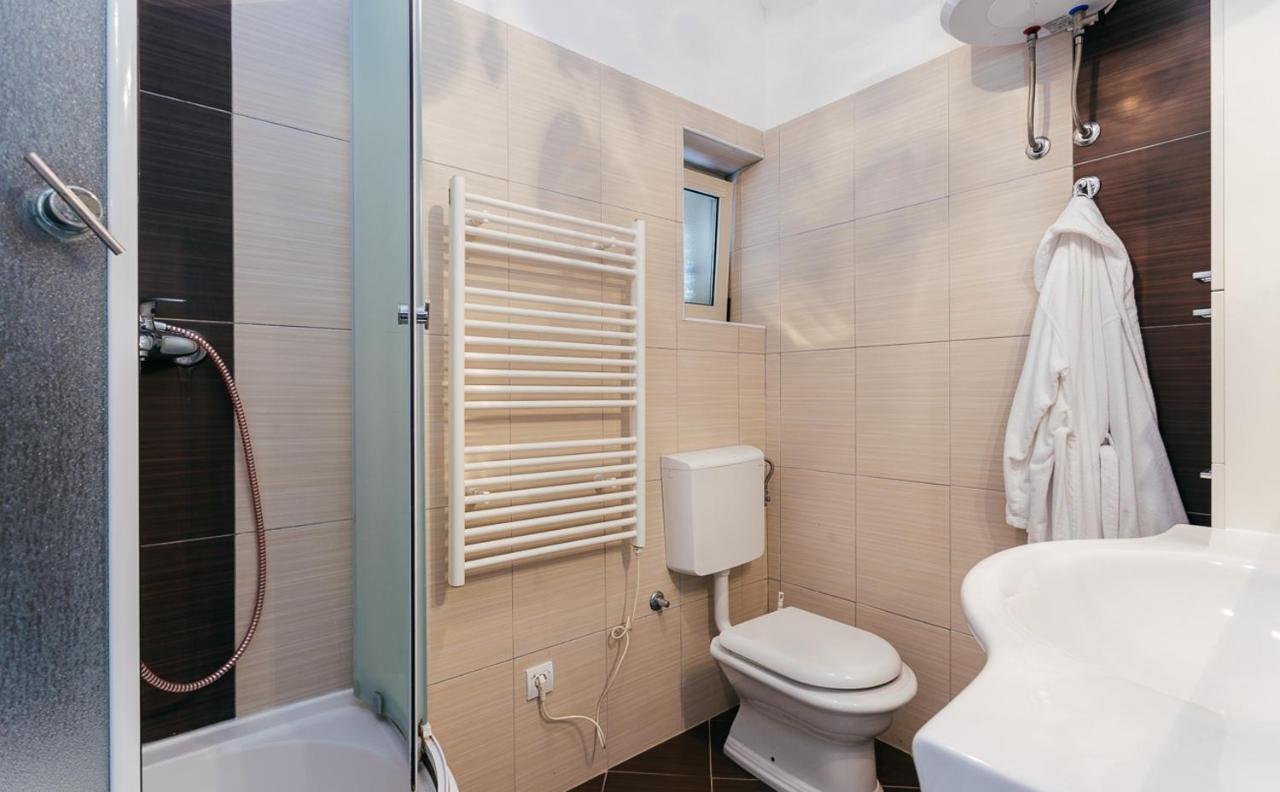 Apartma The View
