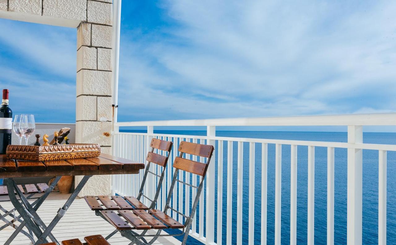 Apartma The View